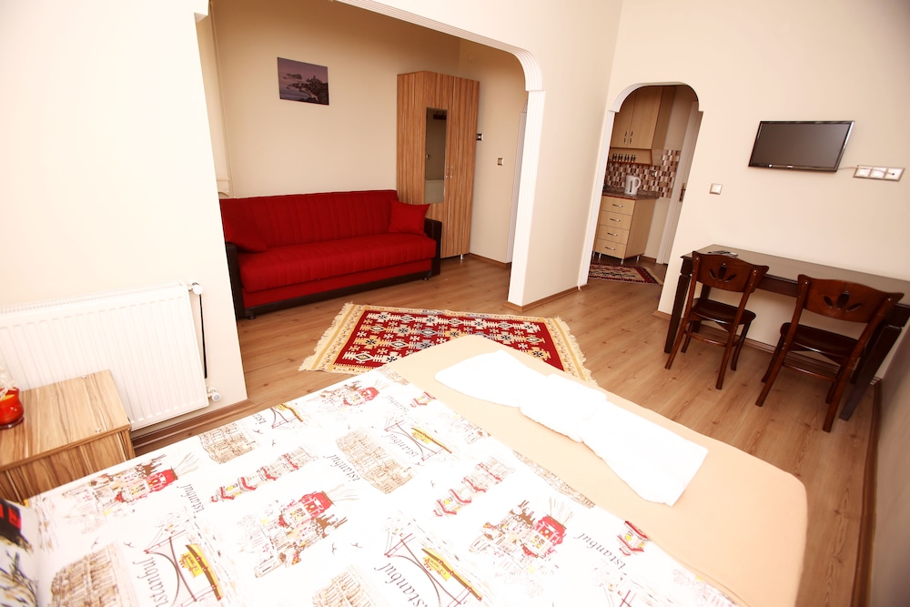Family Apartment photo 1