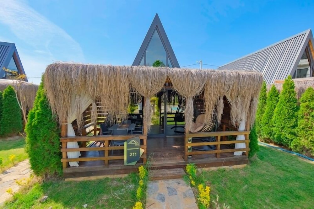 Standard Bungalow