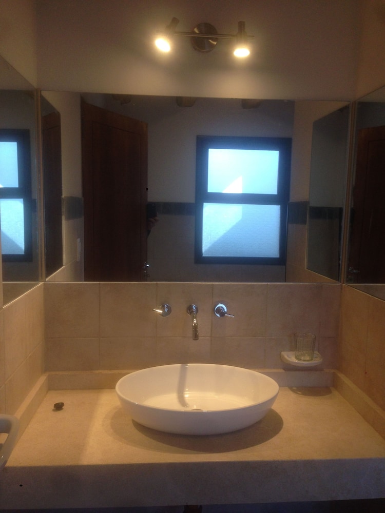 Comfort Suite, 1 Bedroom, Pool View photo 3