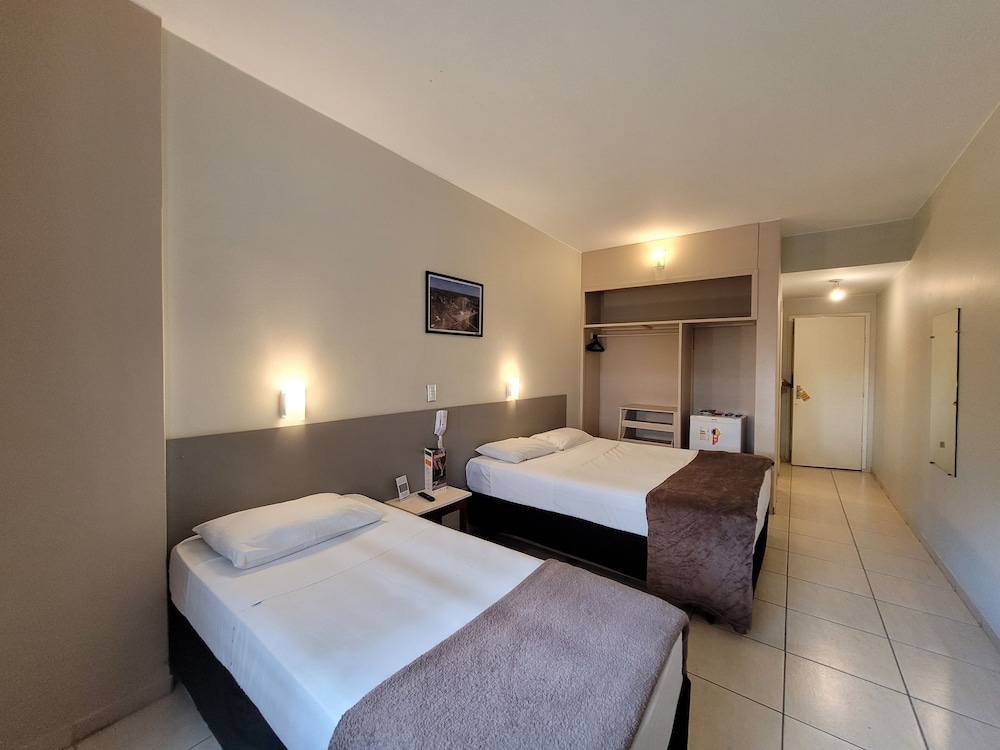Deluxe Triple Room photo 2