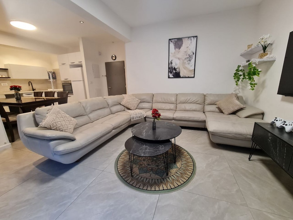 Presidential Apartment