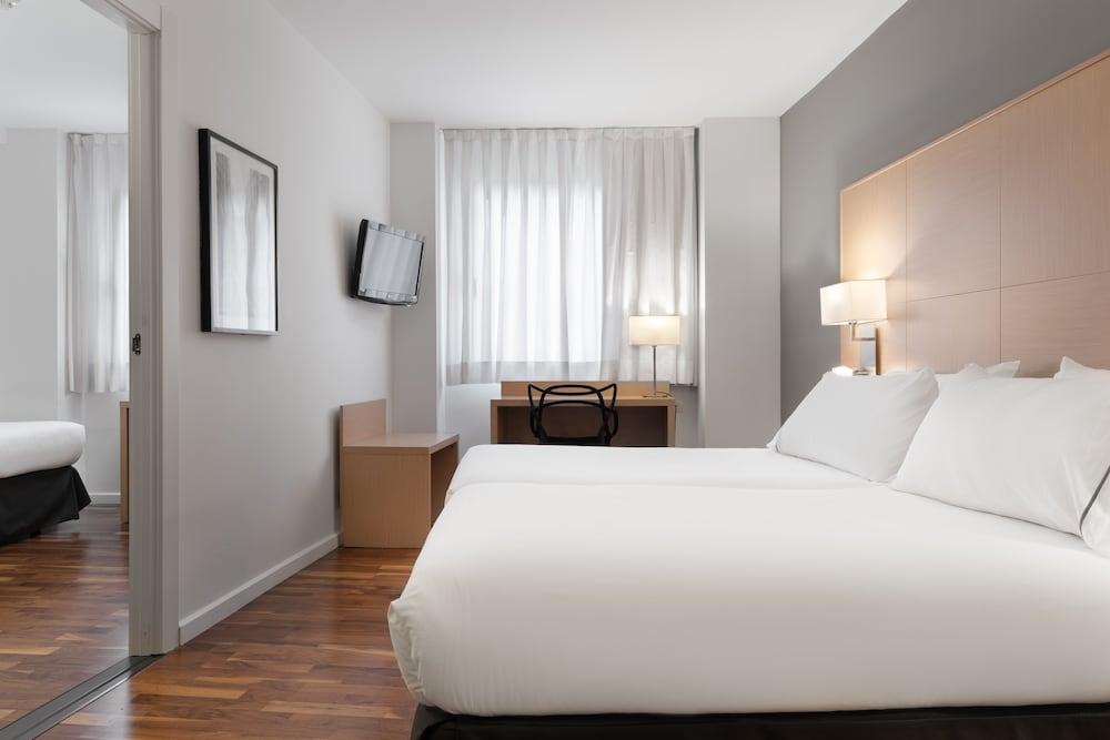 Standard Twin Room (Extra Bed)