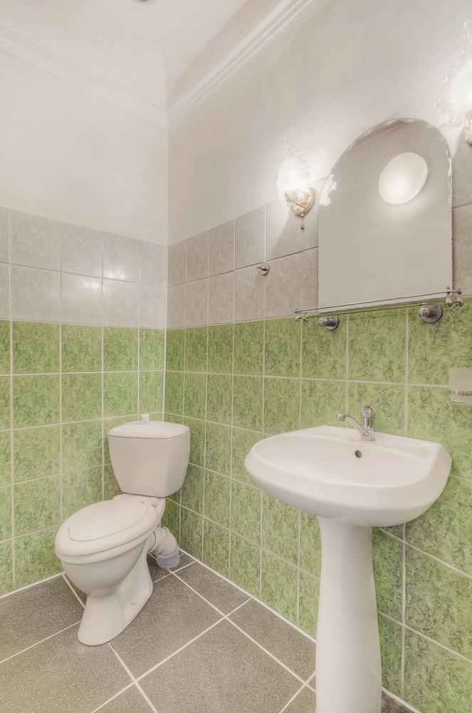 Economy Single Room, Shared Bathroom (Block) photo 2