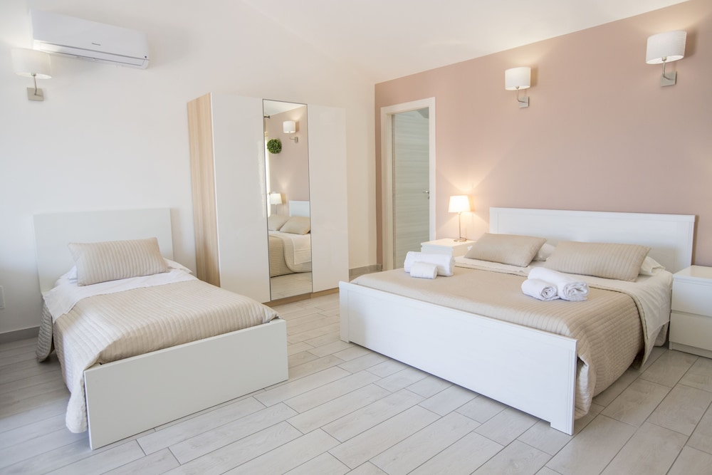 Panoramic Penthouse, Terrace, Sea View photo 3