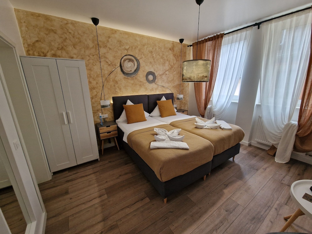 Design Double Room photo 1