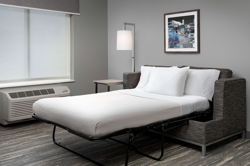 Suite, 2 Queen Beds, Accessible - Photo 9