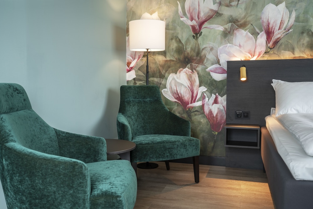 Superior Room, Non Smoking - Photo 2