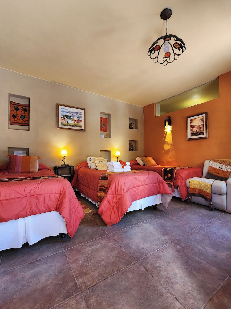 Comfort Double or Twin Room (Naranja)