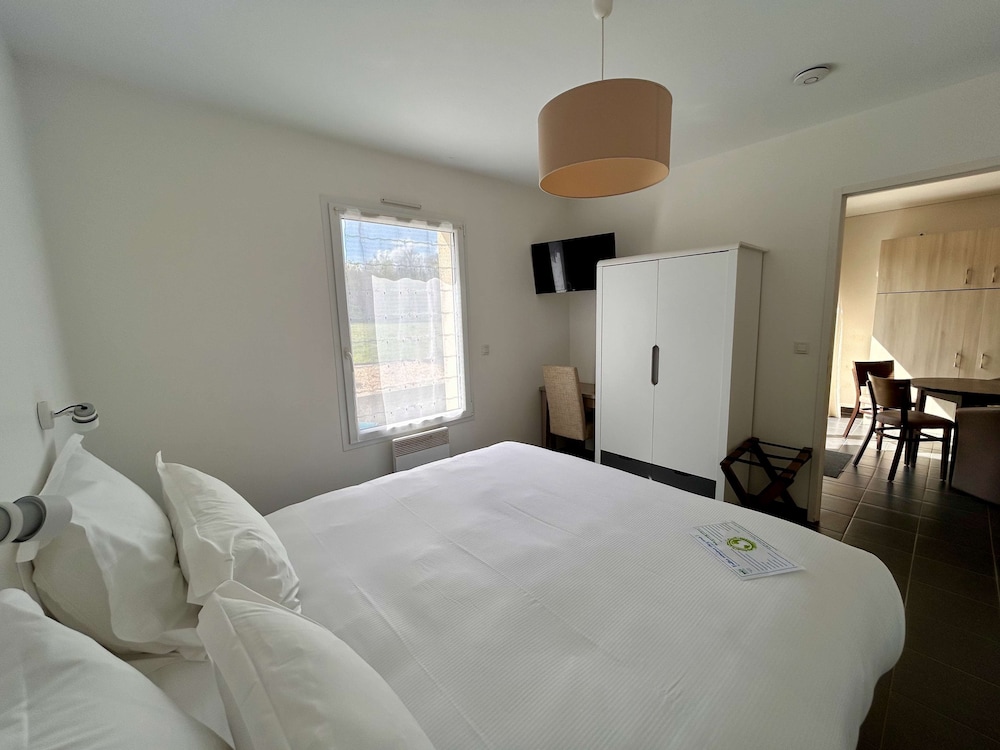 Deluxe Double Room, 1 Bedroom, Kitchen, Garden Area