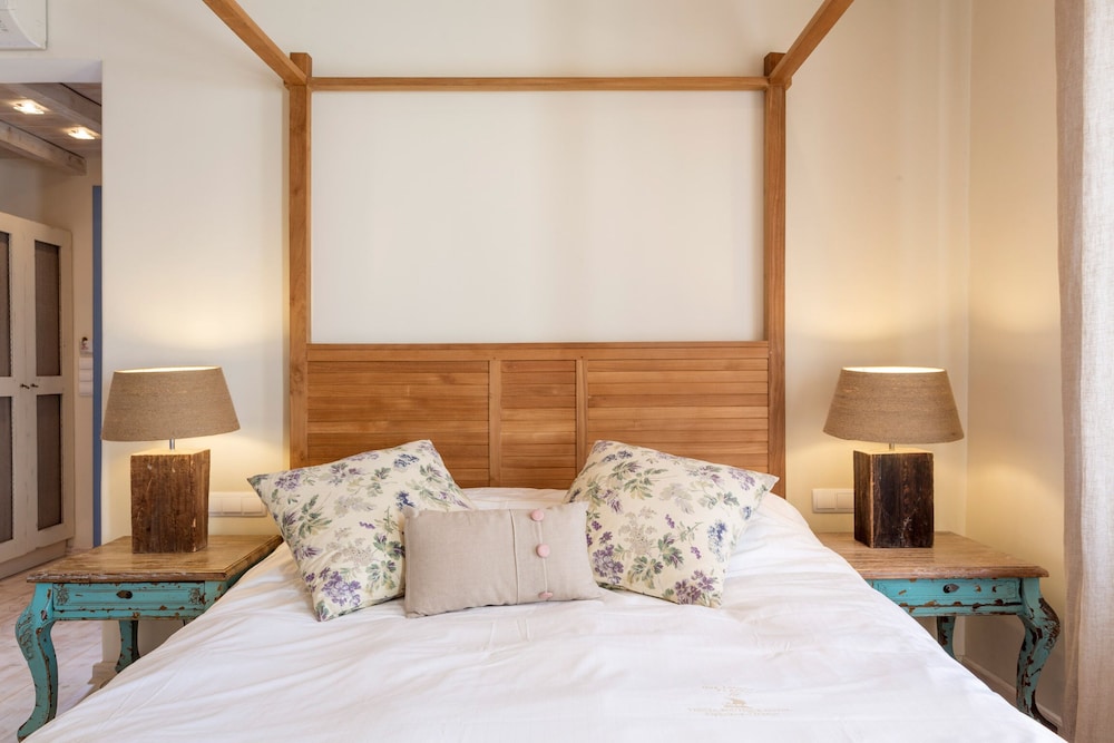 Superior Suite - Photo 3
