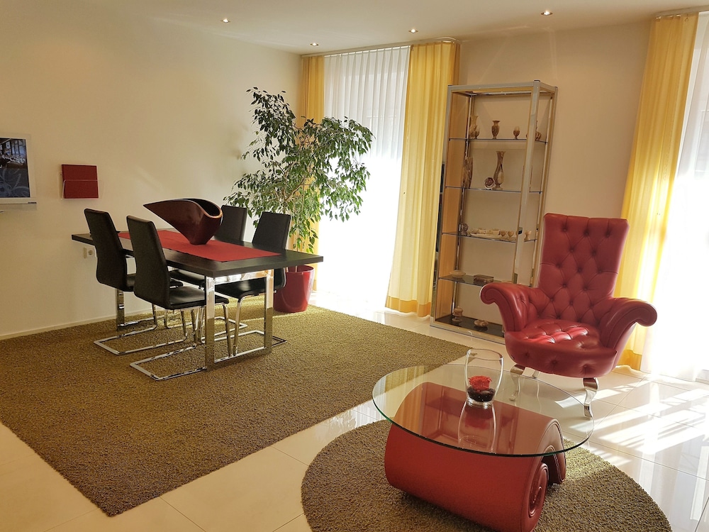 Exclusive Suite, 1 King Bed with Sofa bed, Kitchenette - Photo 20