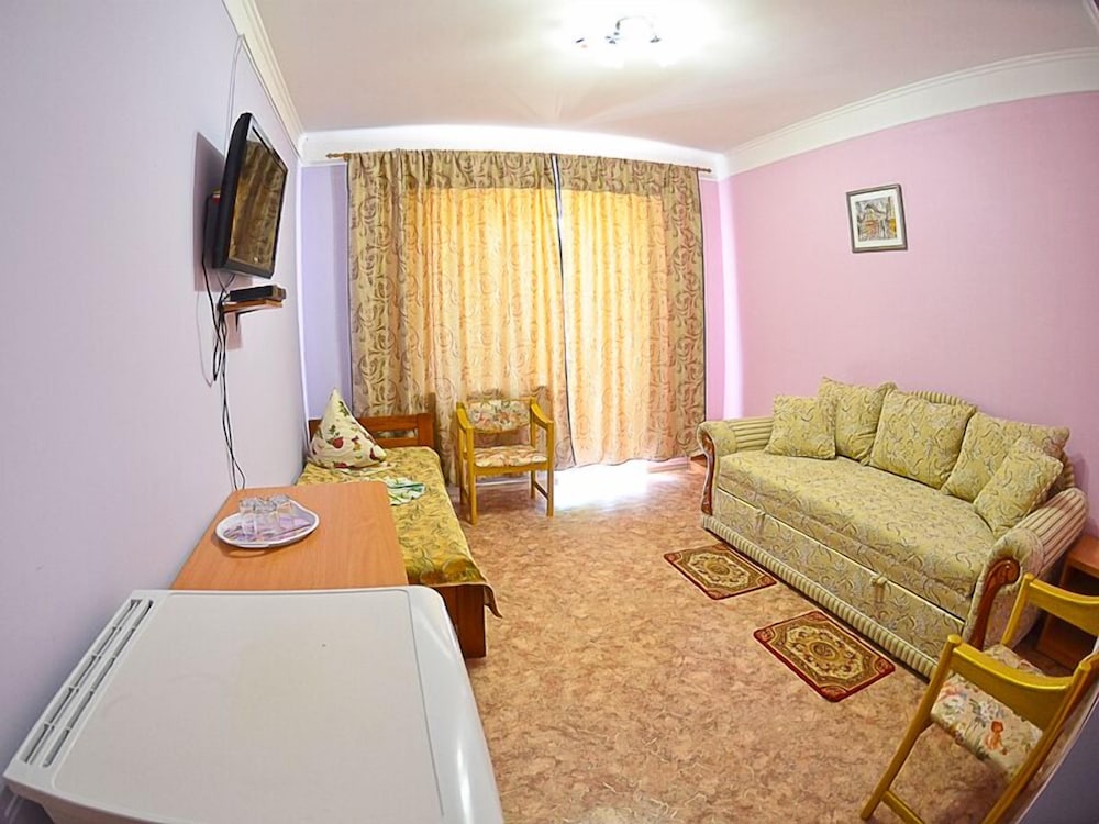 Standard Triple Room photo 2