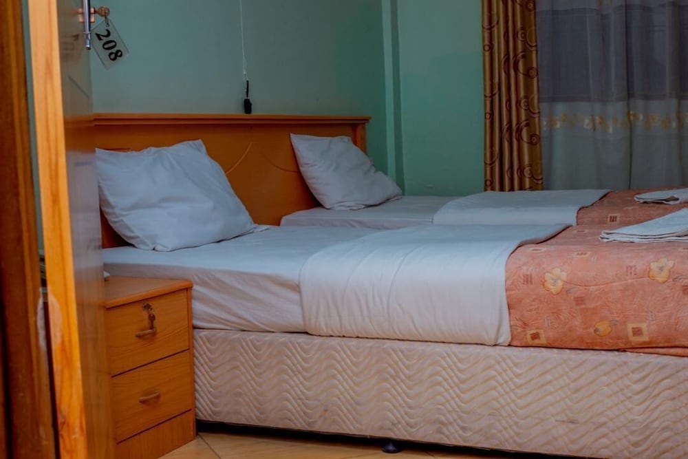 Business Double Room, City View