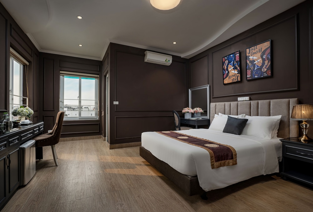 Deluxe Room, 1 King Bed