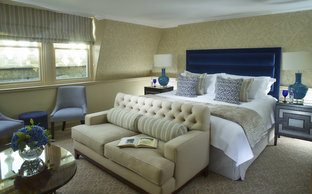 Heritage Room - Photo 13