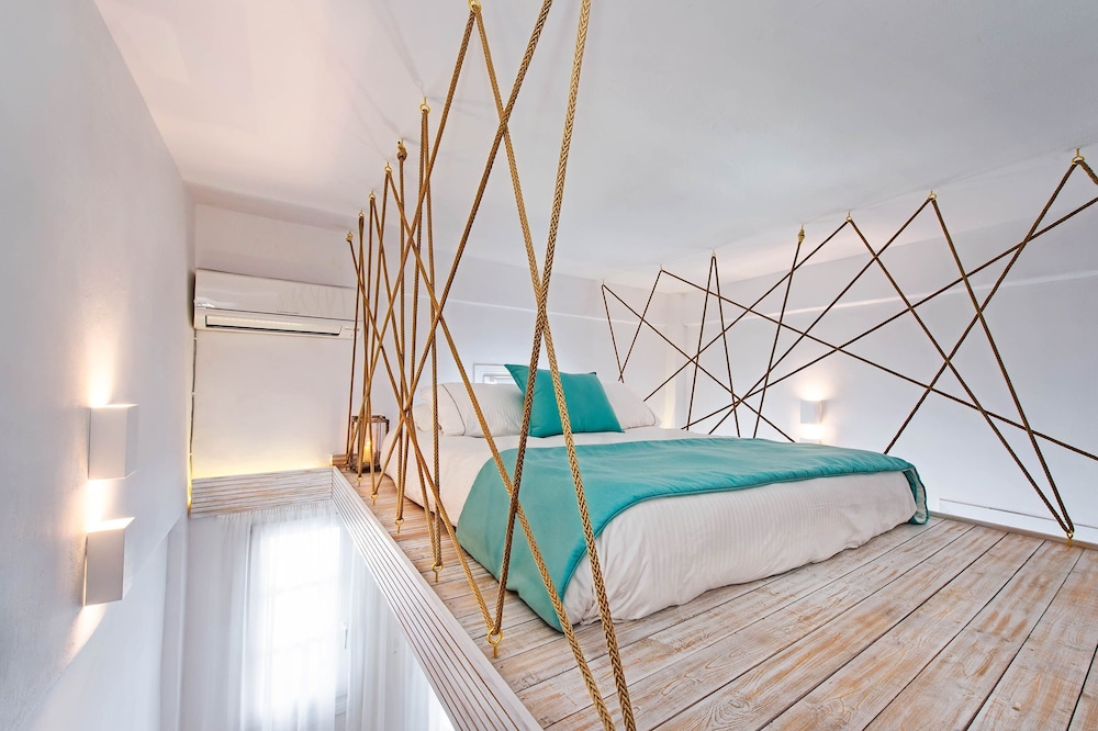 Master Loft Suite - Photo 8