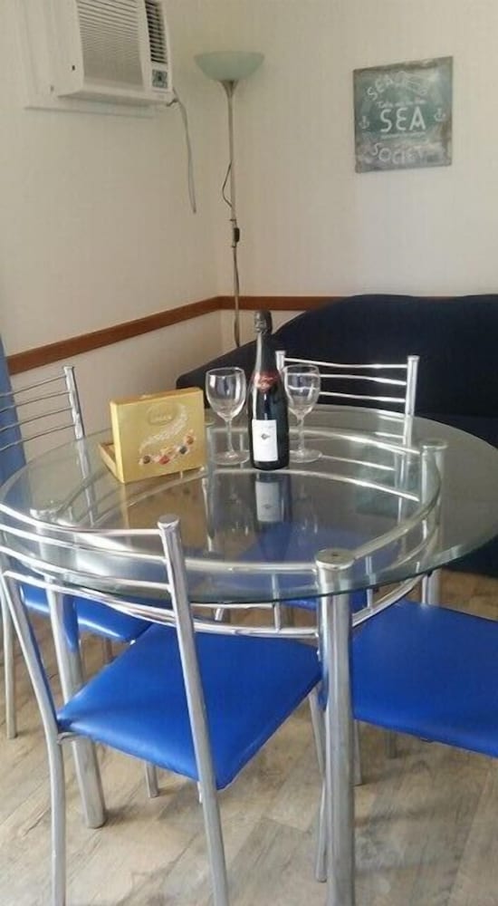 Ensuite Cabin photo 2