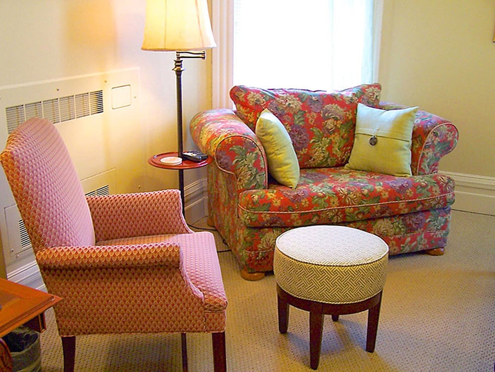 Luxury Double Room Single Use, 2 Twin Beds, Private Bathroom, Garden View photo 3