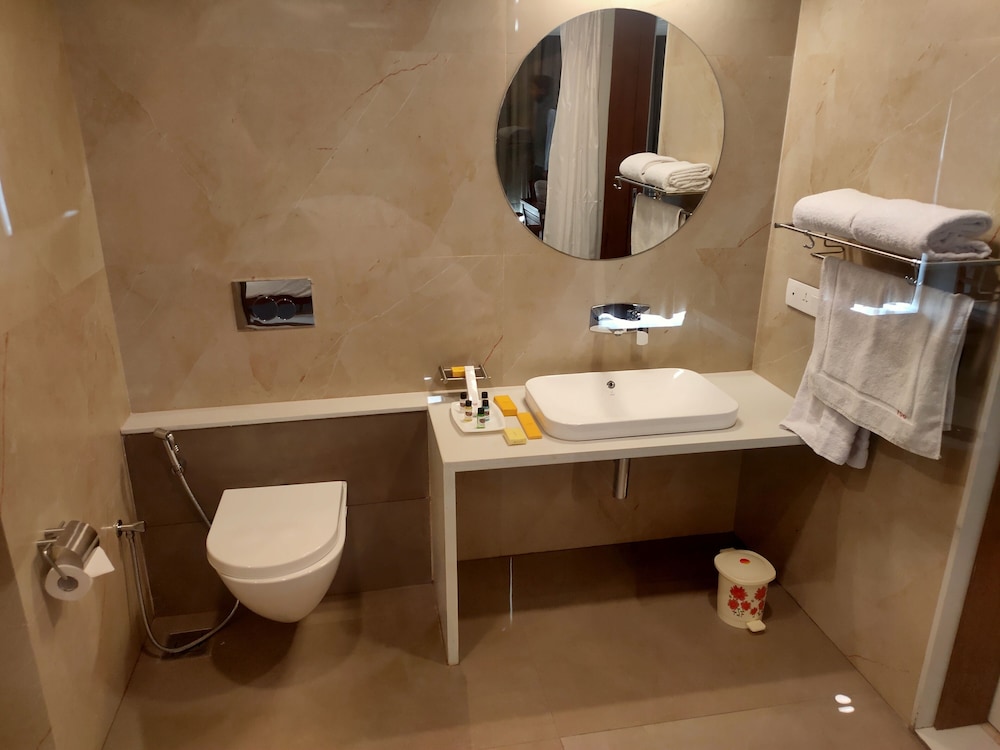 Queen Suite Room - Photo 2