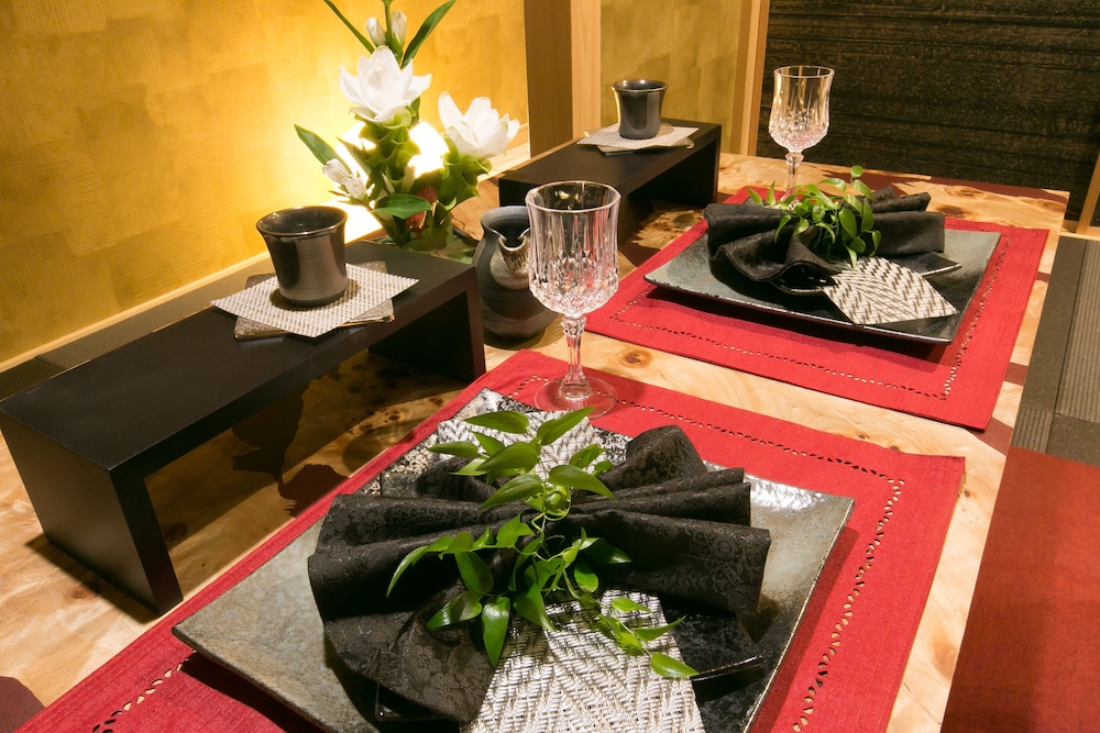 Private Vacation Home (For 1-9 Guests)