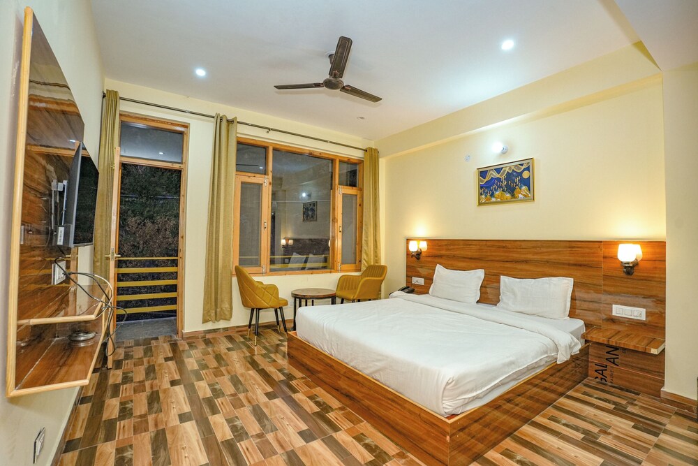 Luxury Double Room, River View