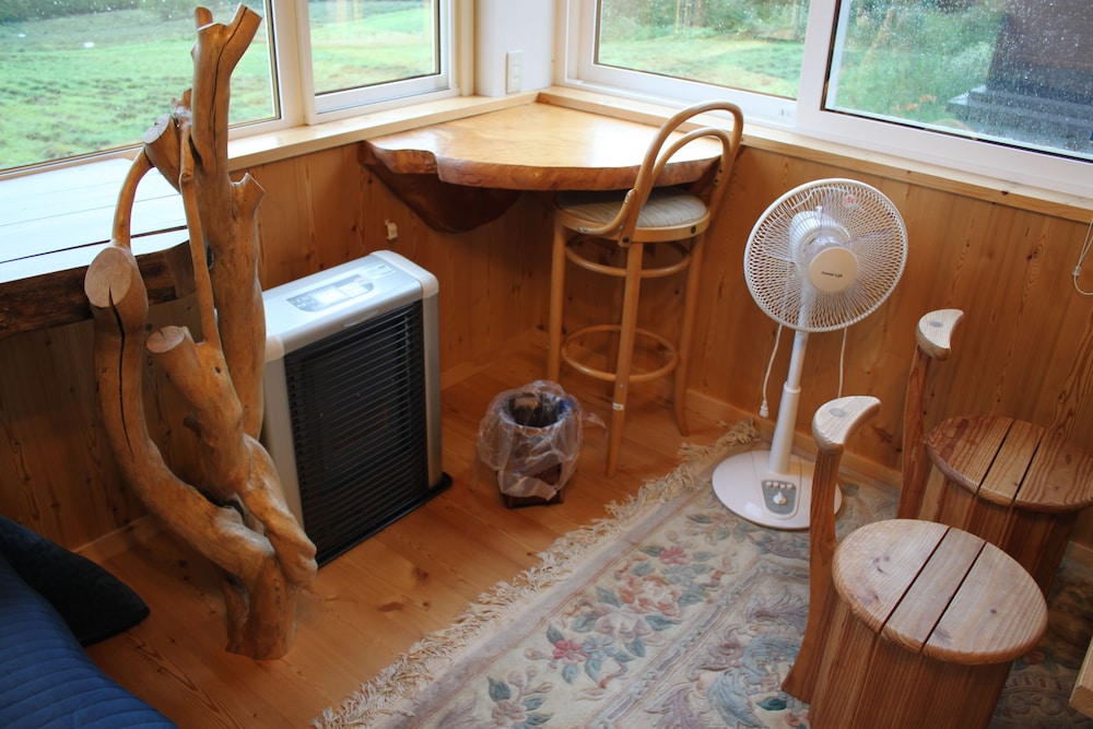Standard Room, Non Smoking, Mountain View photo 1