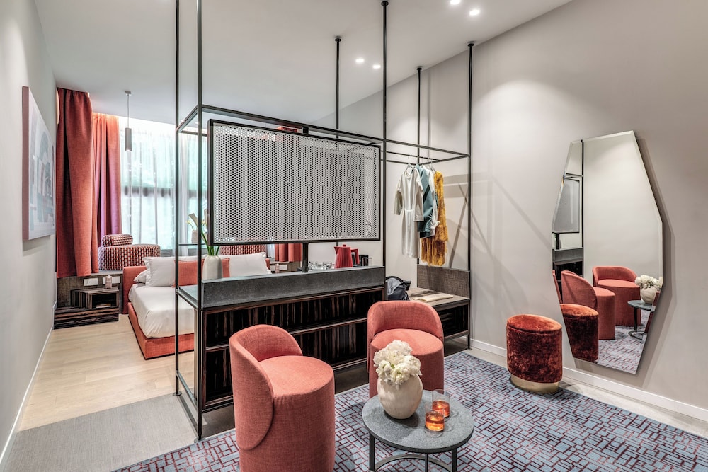 Junior Studio Suite