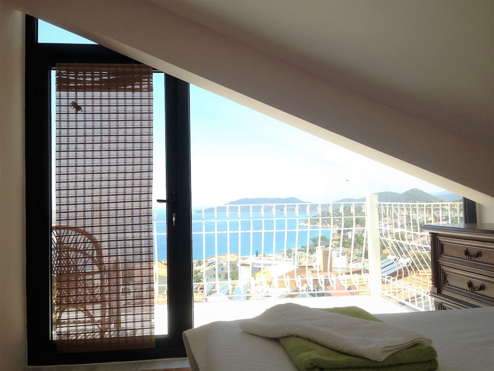Panoramic Penthouse, 2 Bedrooms, Sea View photo 2
