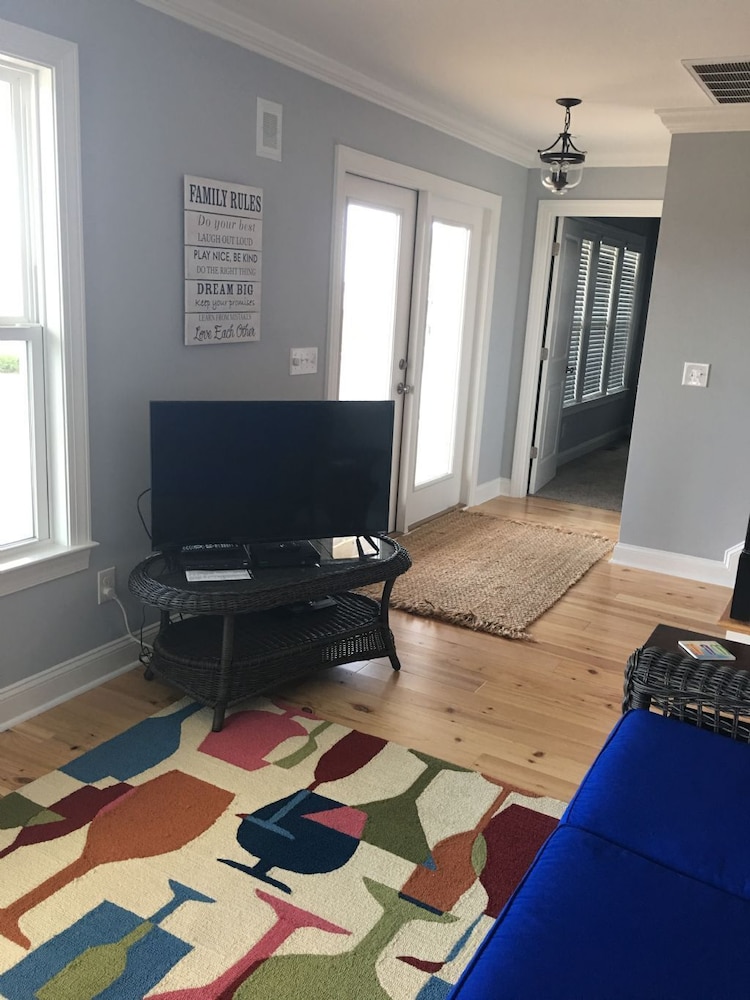 House, 4 Bedrooms photo 3