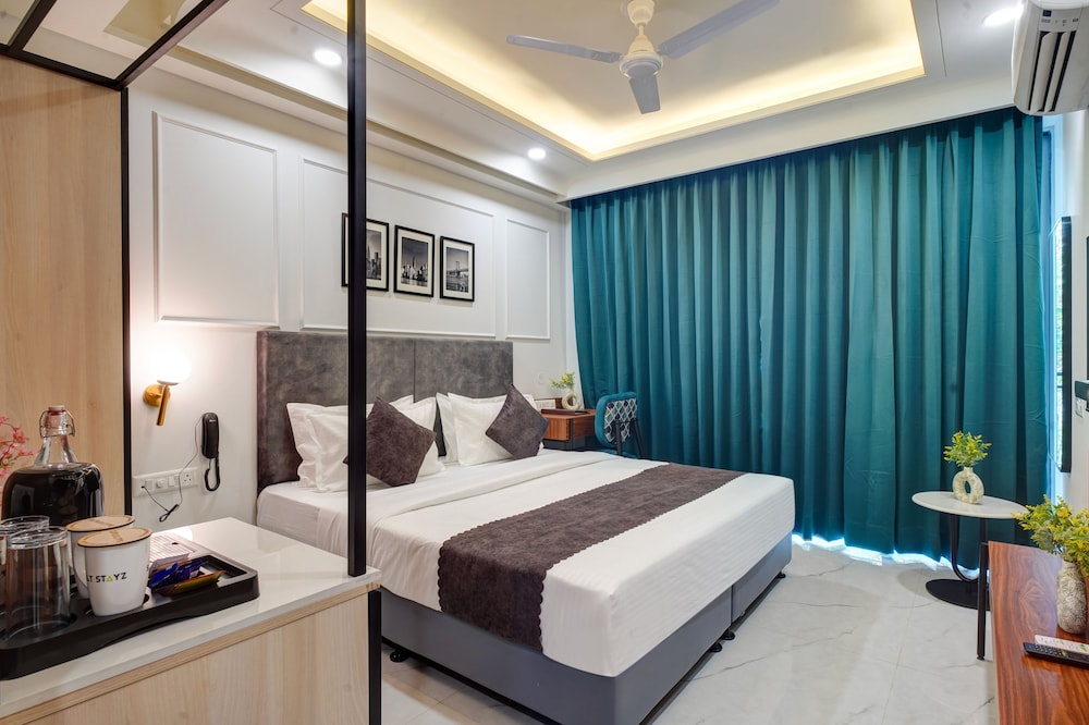 Standard Double Room, Balcony, City View photo 1