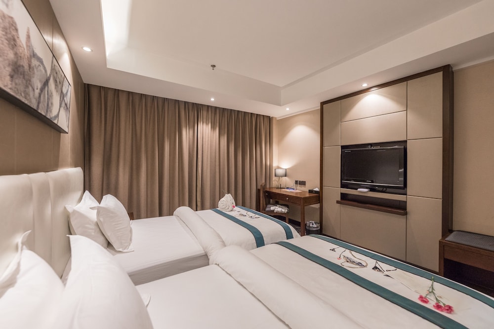 Twin Room (Super Sassy) photo 1