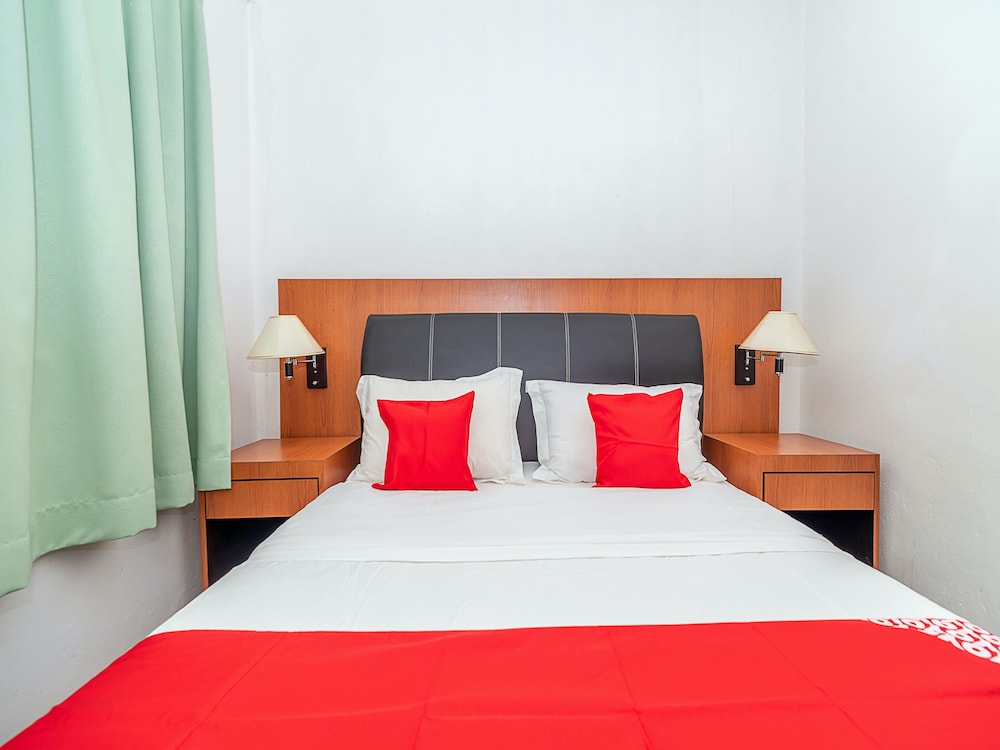Deluxe Suite - Photo 1