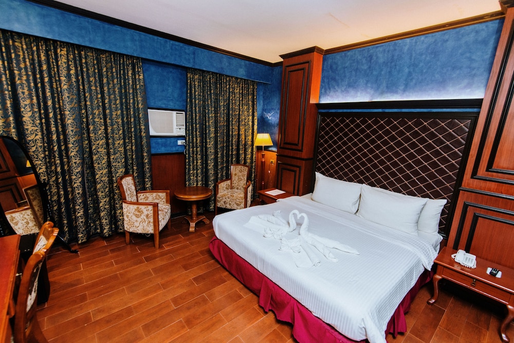 Matrimonial Suite photo 2