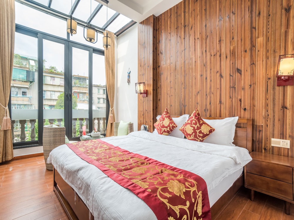 Comfort Double Room (Citizens or residents of China Only)