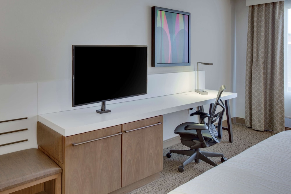 Room, 1 King Bed, Accessible, Bathtub (Mobility & Hearing) - Photo 1