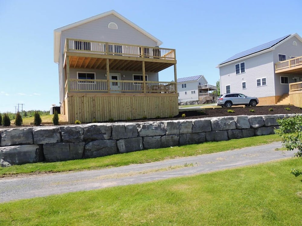 Vacation Home 21, 5 Bedrooms photo 2
