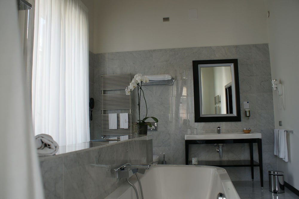 Junior Suite - Photo 5