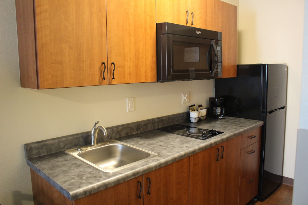 Single Queen Kitchenette photo 2