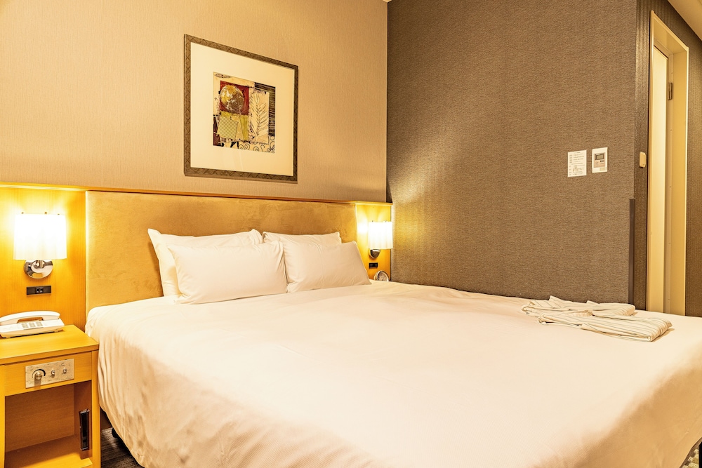 Standard Double Room, Non Smoking - Photo 4
