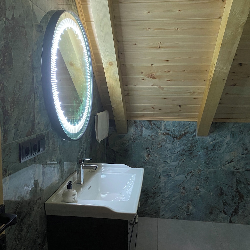 Luxury Bungalow photo 2