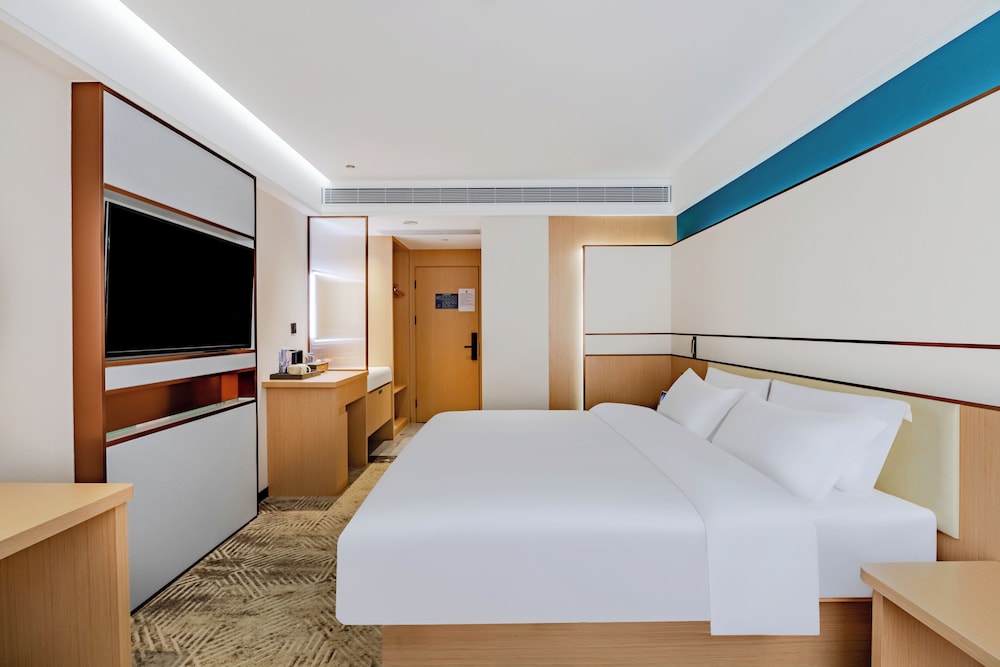 Elite Double Room, City View