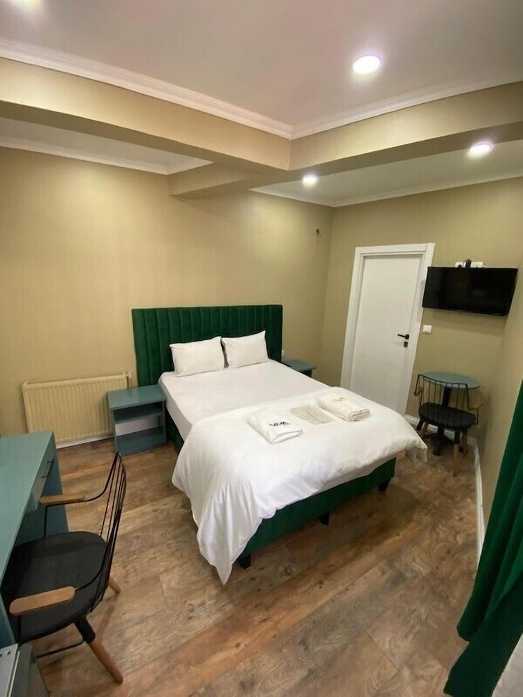 Deluxe Room, Balcony photo 1