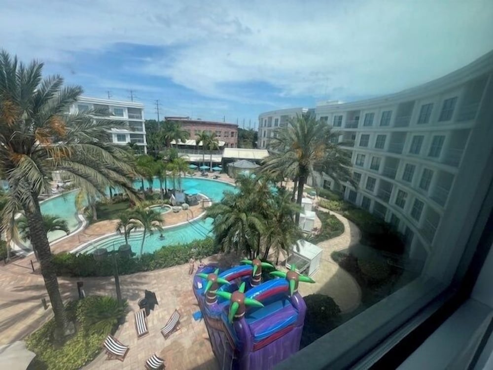 2 Bed Disney Universal Epic, Bild 9
