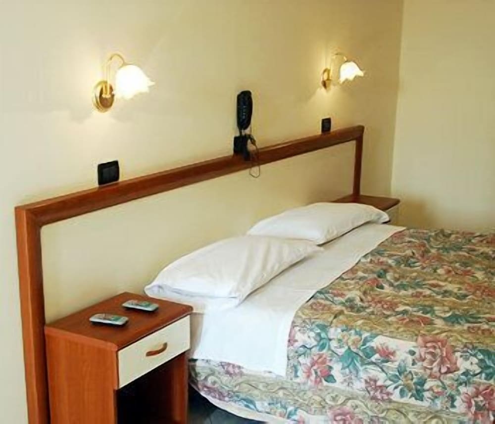 Single Room photo 1