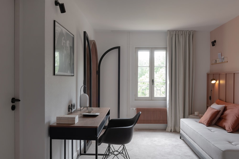 Suite, 1 Double Bed, Terrace, Garden View photo 2