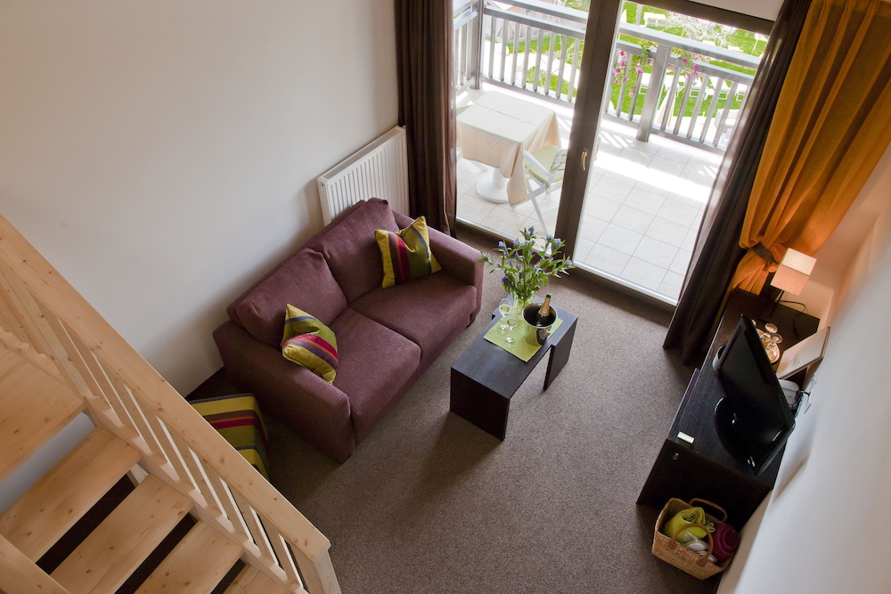 Family Double Room, Balcony photo 3