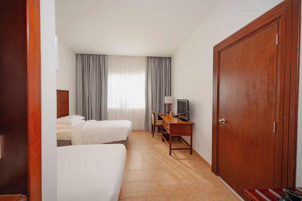superior twin room - Photo 5
