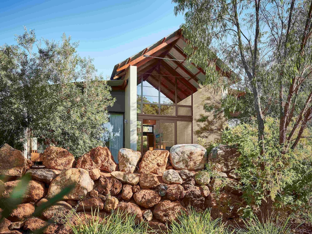 Villa, Three Bedrooms, Three Bathrooms - Photo 7