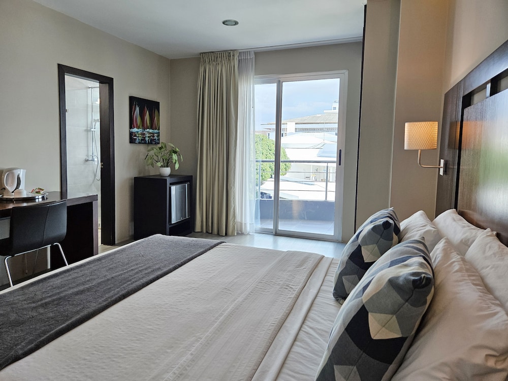 Executive Room
