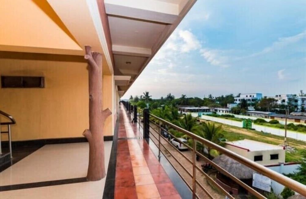 Exclusive Duplex, Partial Sea View, Sea Facing photo 2